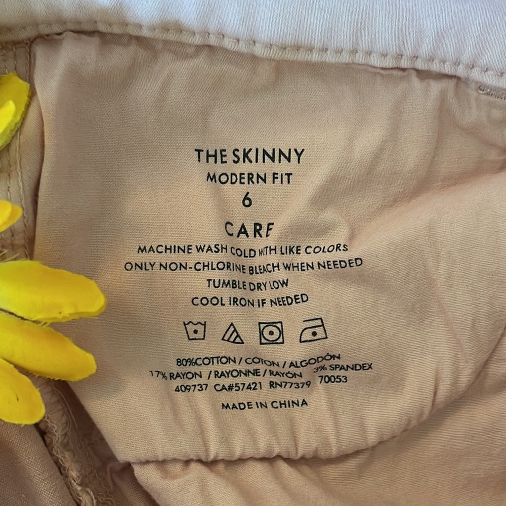 🌺 ANN TAYLOR; “The Skinny” Modern Fit Blush/Pink Colored Jeans; Misses Size 6! - Picture 9 of 9